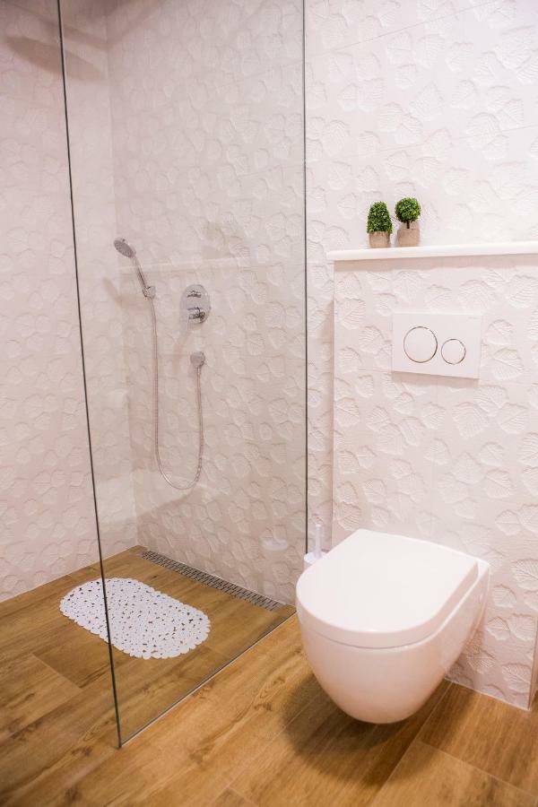 Studio Apartman Ana Split Zewnętrze zdjęcie